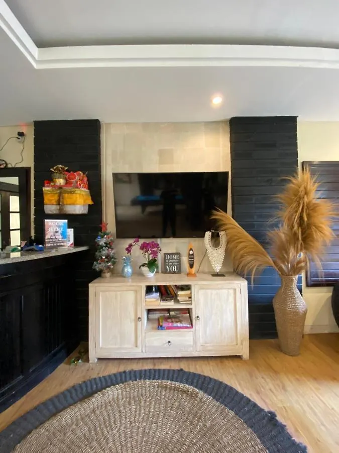 Kent Beach House Canggu  3*, Canggu (Bali)