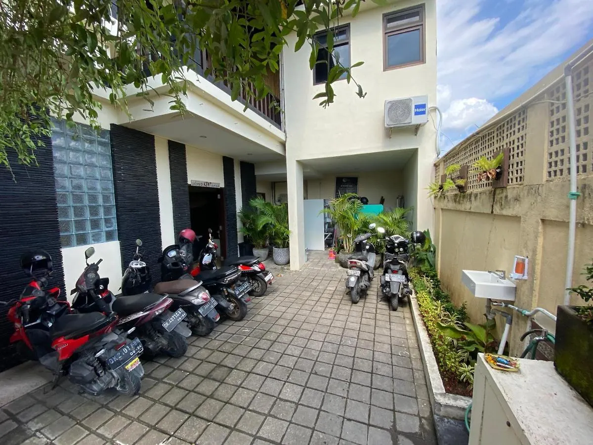 Kent Beach House Canggu  Hotel
