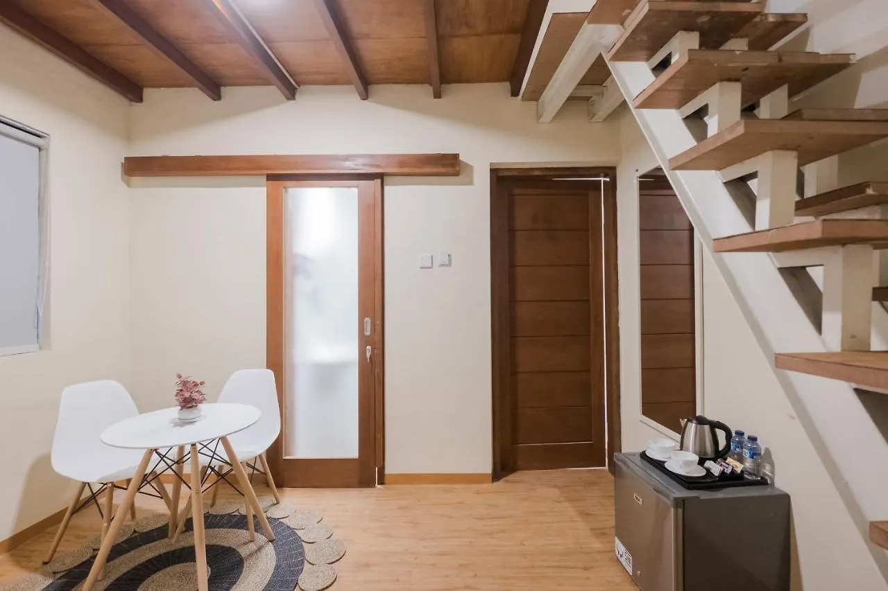 Hotel Kent Beach House Canggu